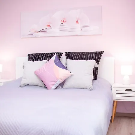 아파트 Violet *